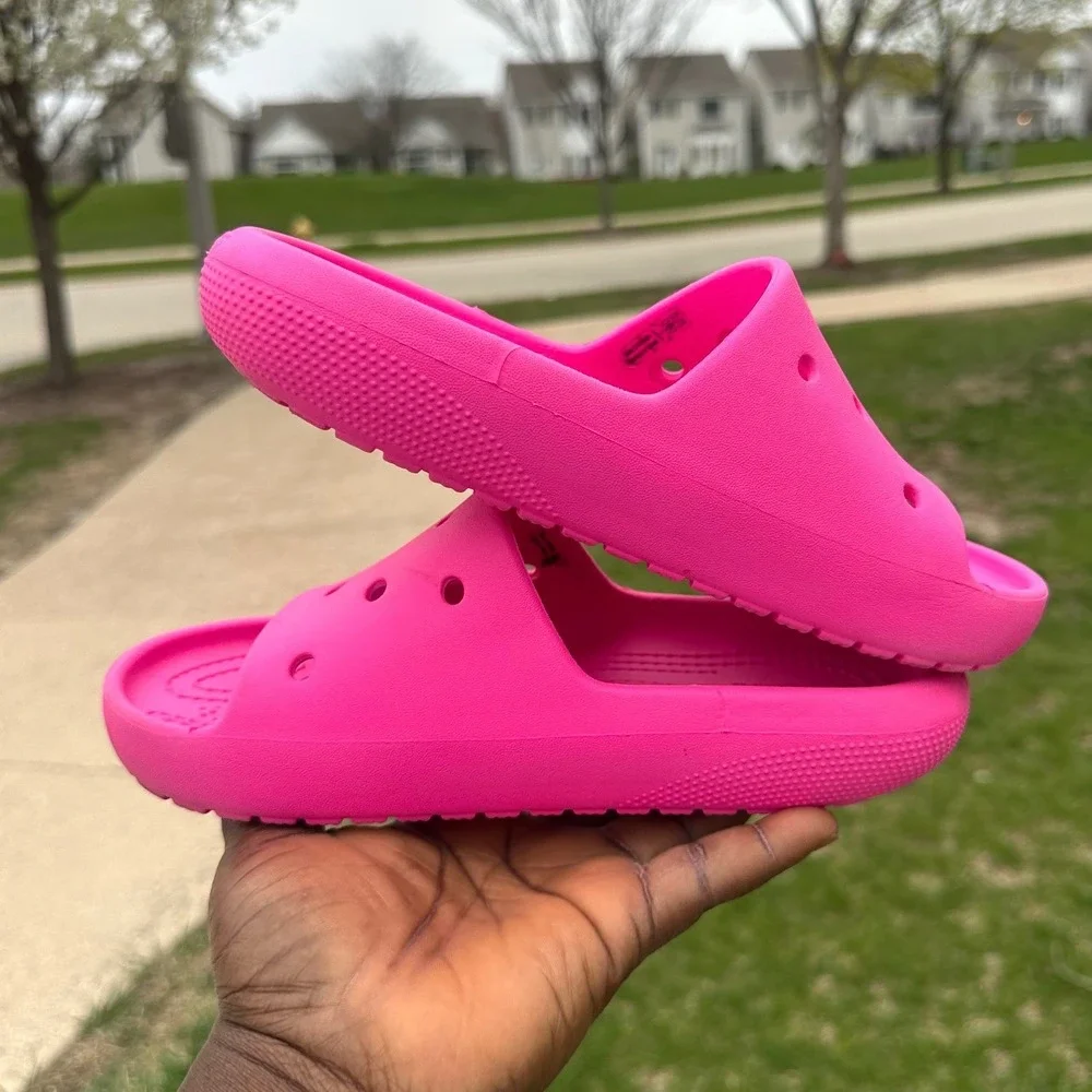 Crocs‎ Classic Slide V2 Little Kids Sandals Size J2 Pink